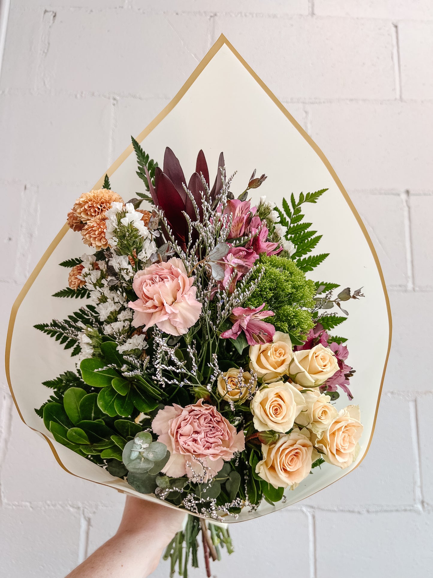 Handtied Bouquet  (no vase)