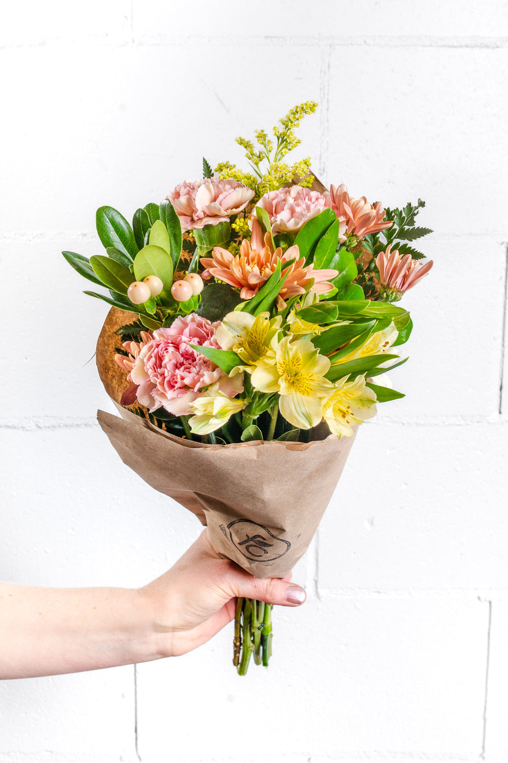 Handtied Bouquet  (no vase)